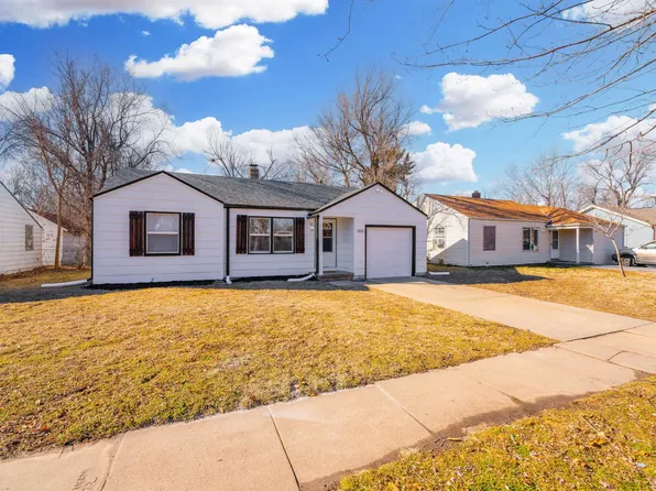 2575 S Washington Ave, Wichita, KS 67216