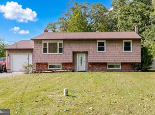 857 7th St, Hammonton, NJ 08037