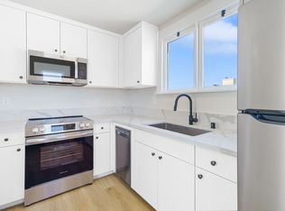 1532 E 2nd Street, Long Beach, CA 90802