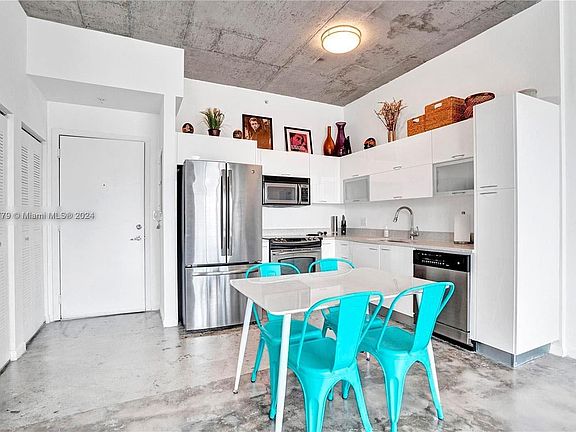 3rd image of 133 NE 2nd Ave APT 2217