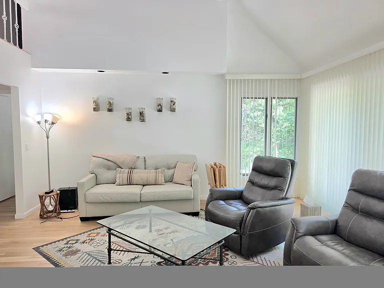 32 Scrimshaw Dr — Photo 5
