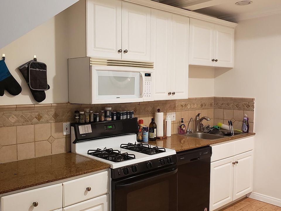 1st image of 1054 S Wooster St APT 5
