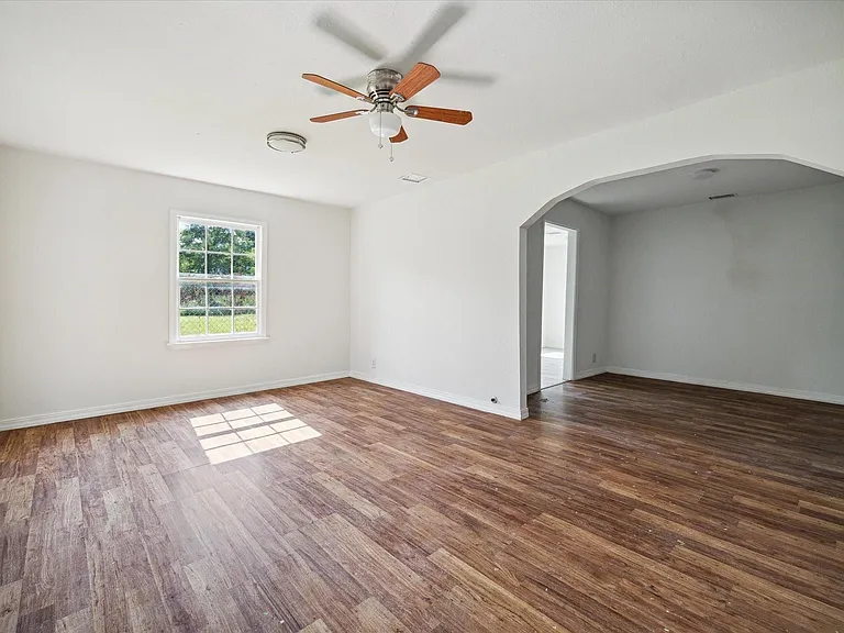 3229 Persimmon St — Photo 7