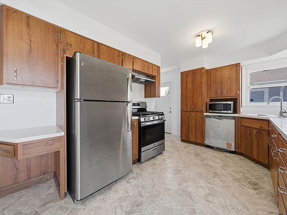 5th image of 2204 Joanna Ave