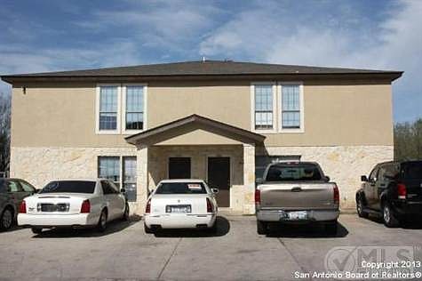 1st image of 7551 Windsor Oaks