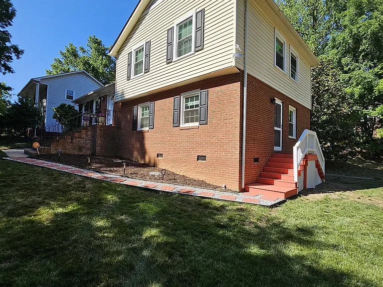 7809 Ritter Dr — Photo 1