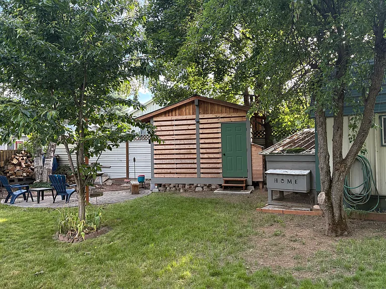1405 Main St — Photo 18
