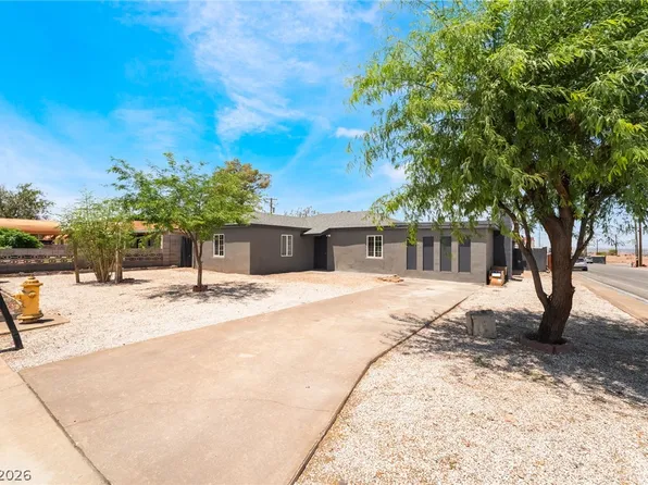 28 Hansen St, Henderson, NV 89015