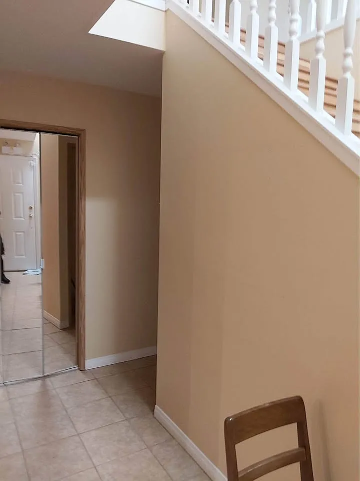 4 bed, 1900 sqft, $3,350 — Photo 2