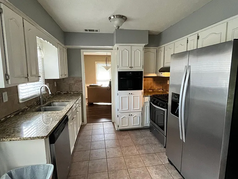 532 Georgia Dr — Photo 11