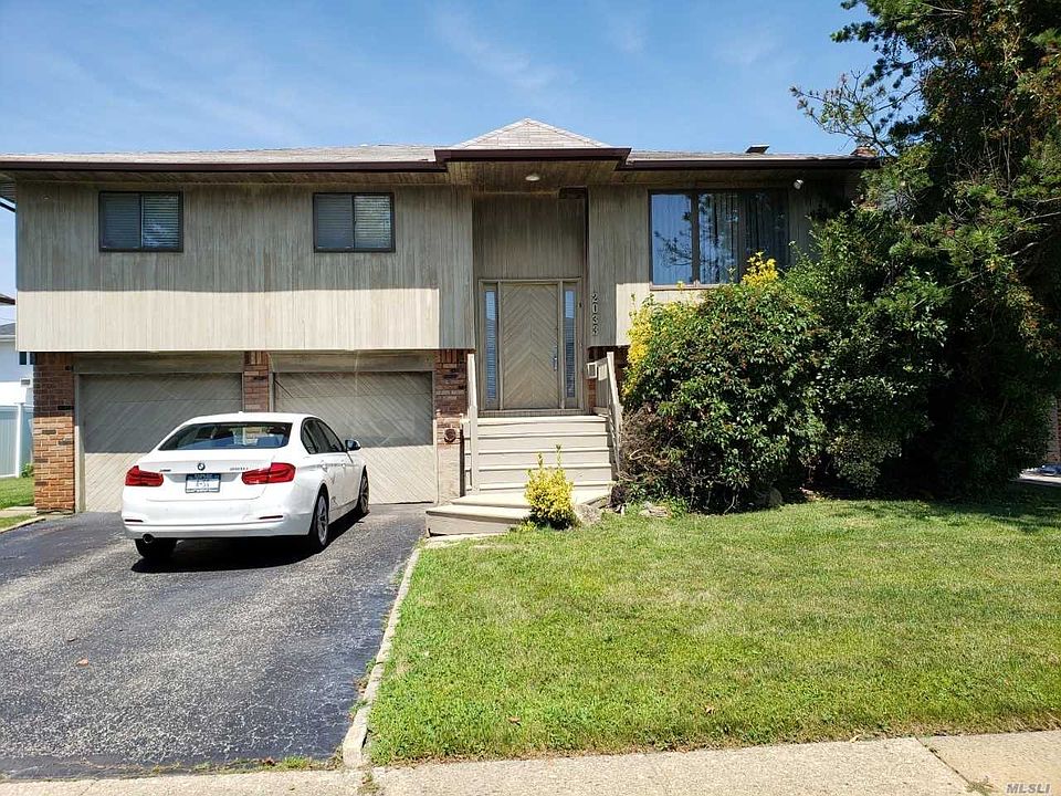 1st image of 2033 Lawry Ln