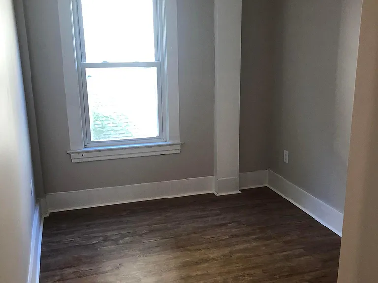 79 Spruce St #2 — Photo 7