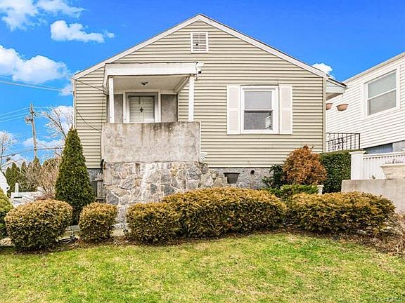 2nd image of 17 Floral Ln