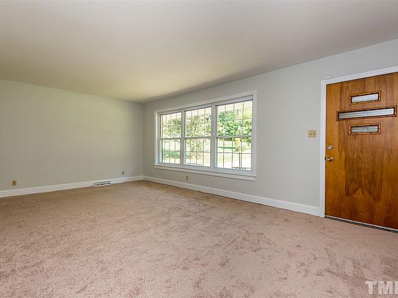 3rd image of 1717 Kirkwood Dr
