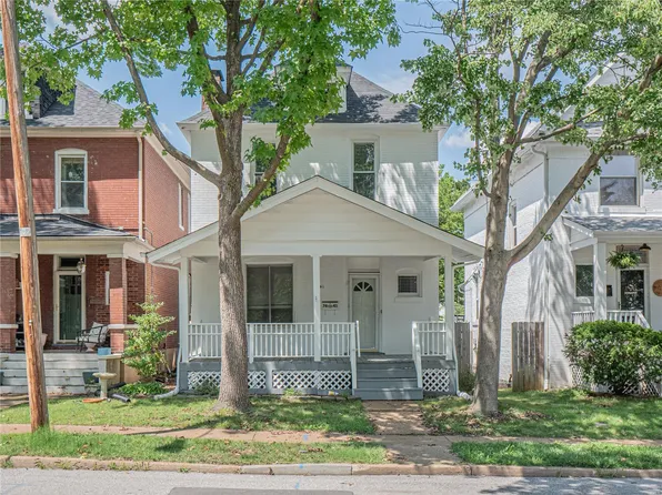 7441 Maple Ave, Saint Louis, MO 63143