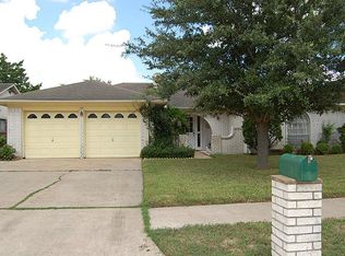 1701 N Park Side Dr, Deer Park, TX 77536