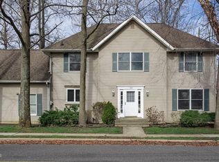 140 Harmony Rd, Middletown, NJ 07748