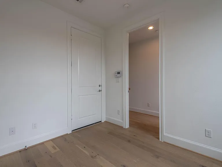 4057 Leeland St — Photo 20