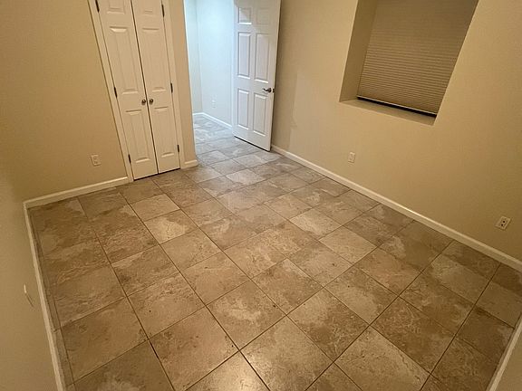 2nd image of 39 Mineola Blvd #Llb