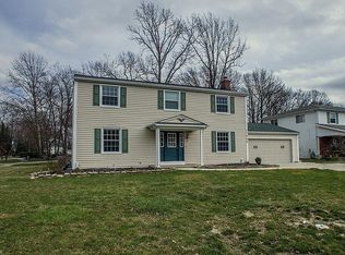 17042 Beaver Cir, Strongsville, OH