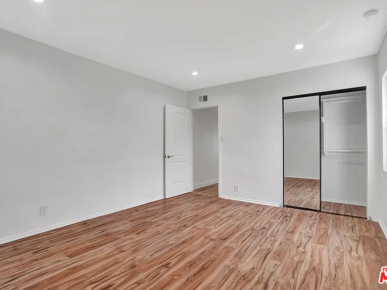 12801 Friar St — Photo 12