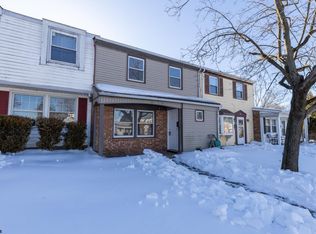 5 Farragut Ct, Willingboro, NJ 08046