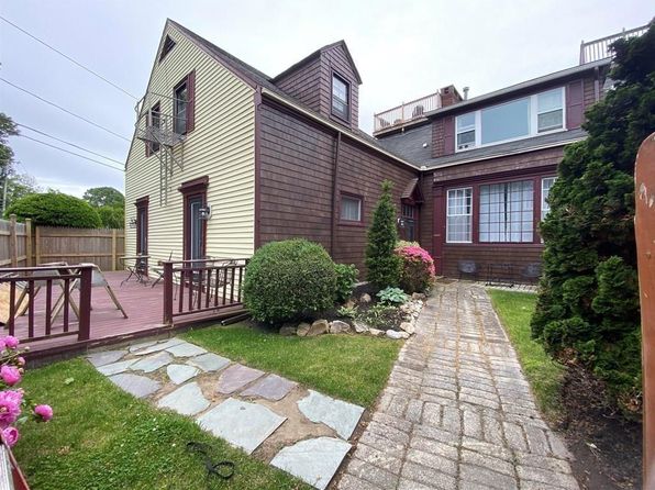 167 Coggeshall Ave APT A