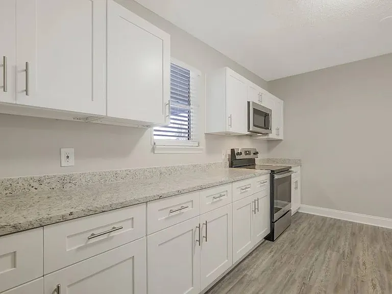 6759 Brandemere Rd S — Photo 15