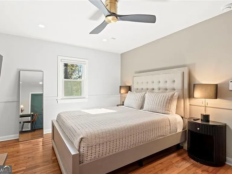 1333 Victor Rd NE — Photo 28