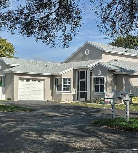 1st image of 10616 Lago Welleby Drive