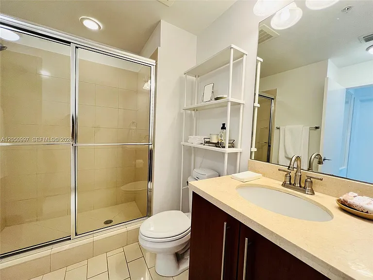 79 SW 12th St #1510 — Photo 32