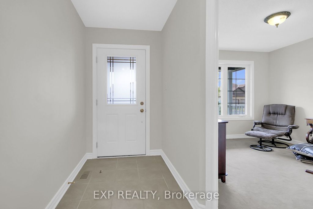 141 Sadler Dr, Mississippi Mills, ON - View 4
