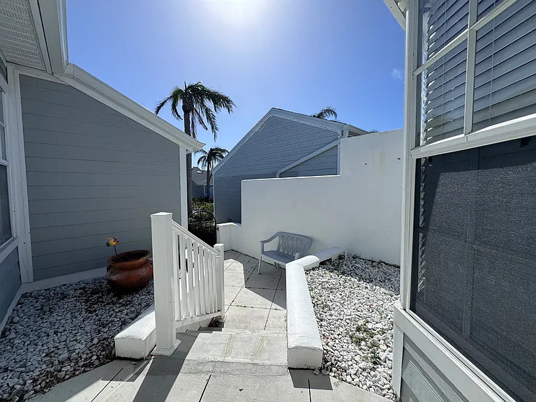 1216 Spoonbill Landings Cir — Photo 2