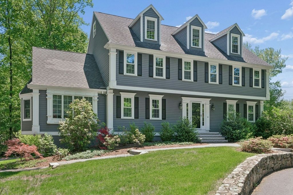 12 Dicarlo Rd, Hopkinton, MA - View 2