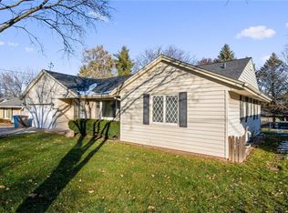 4103 29th St, Des Moines, IA 50310