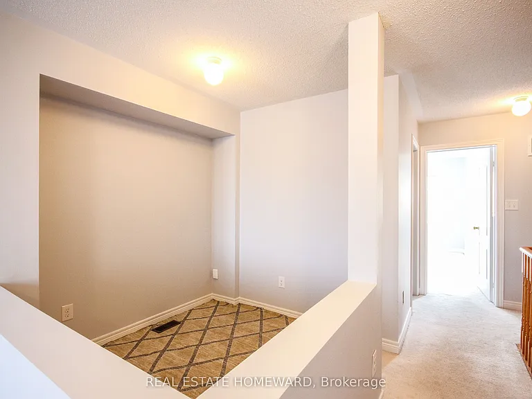 378 Cornell Rouge Blvd — Photo 17
