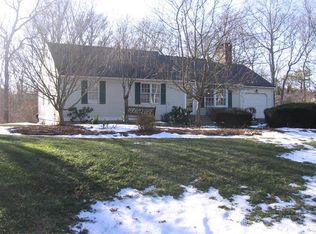 3 Lovell Pl, Sandwich, MA 02563