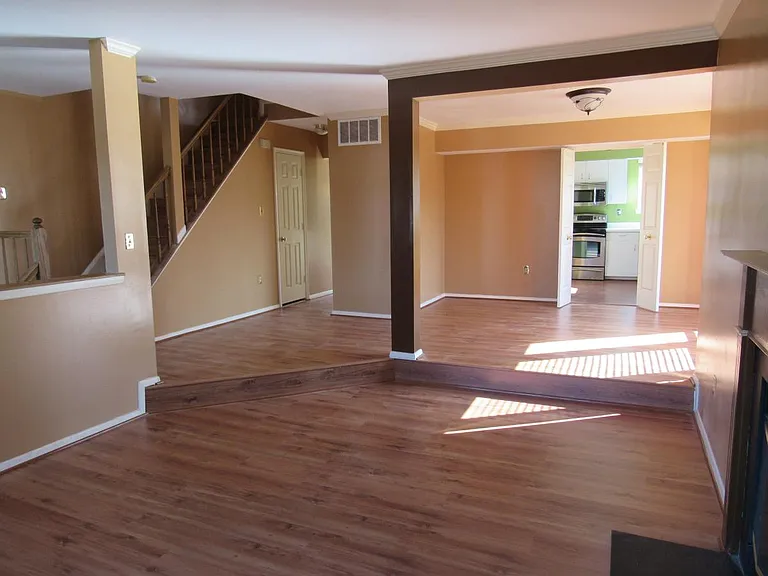 7734 Chatfield Ln — Photo 19