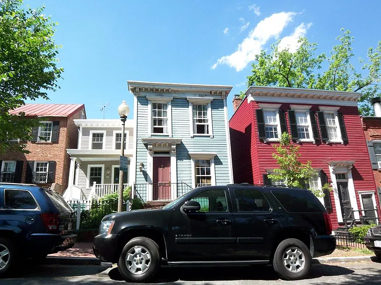 3311 Q St NW — Photo 1