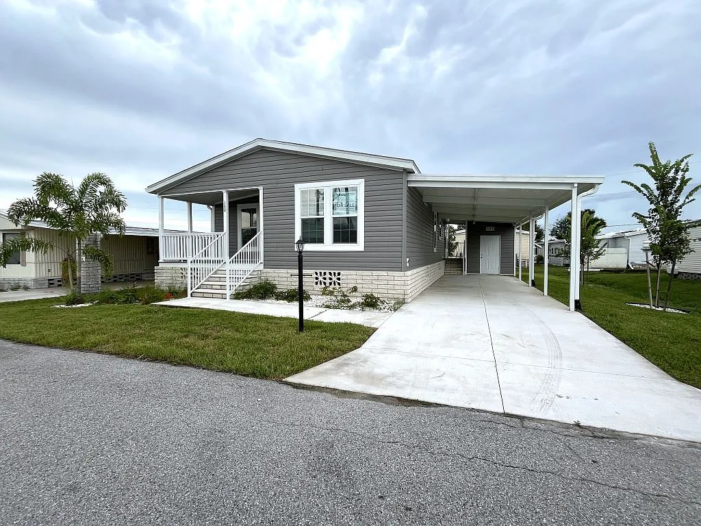 3 bed, 2.0 bath, 1355 sqft, $1,150 — Photo 1