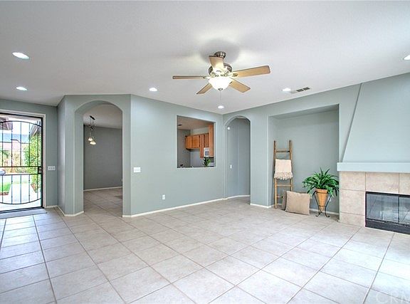4th image of 25249 Country Fair Dr