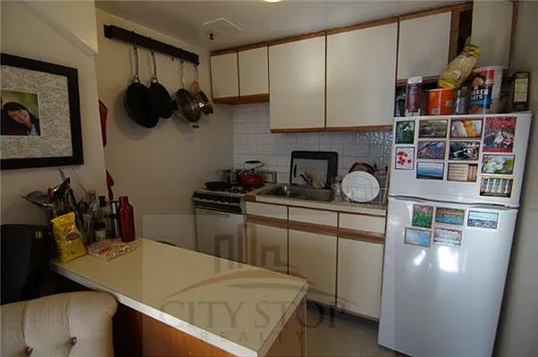 Rented by City Stop Realty | media 34