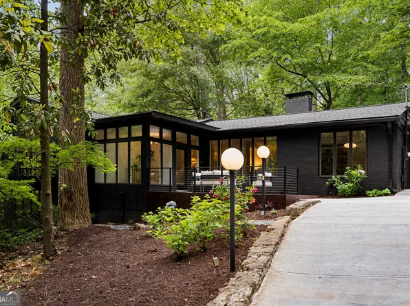 922 Barton Woods Rd NE, Atlanta, GA 30307