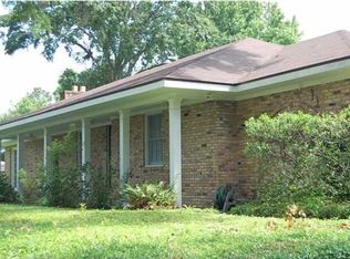 402 Saint Camille St, Lafayette, LA 70506