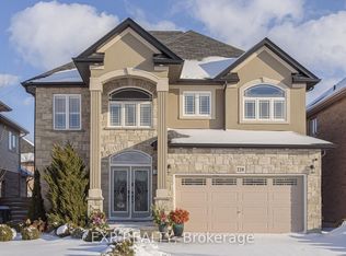 228 Greti Dr, Hamilton, ON L9B 0H5