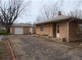 613 Woodlawn Ave, Englewood, OH