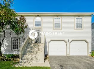 933 Meadow Downs Trl, Galloway, OH 43119