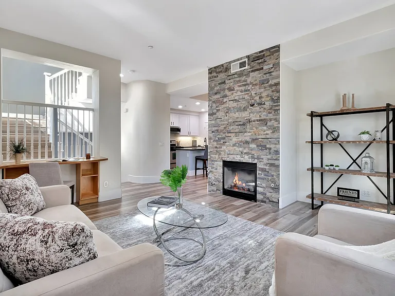 2822 Escala Cir — Photo 43