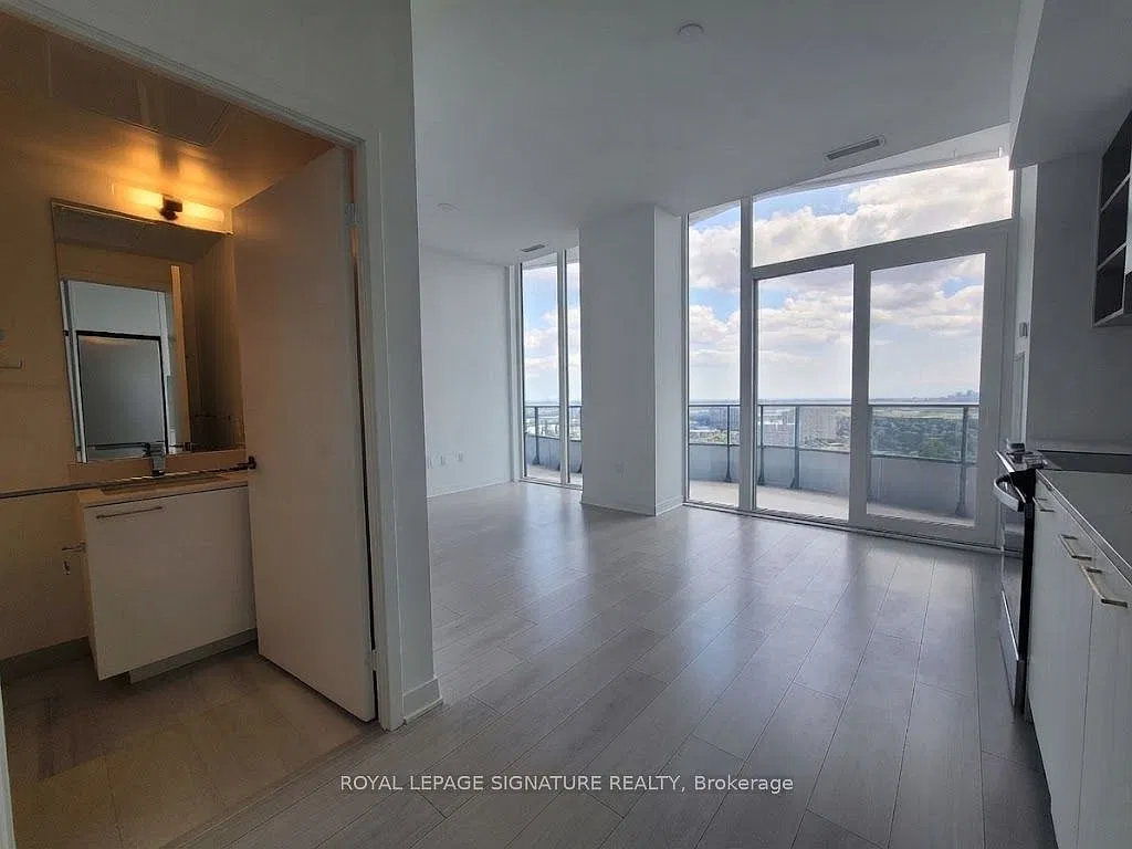 2 bed, $2,450 — Photo 2