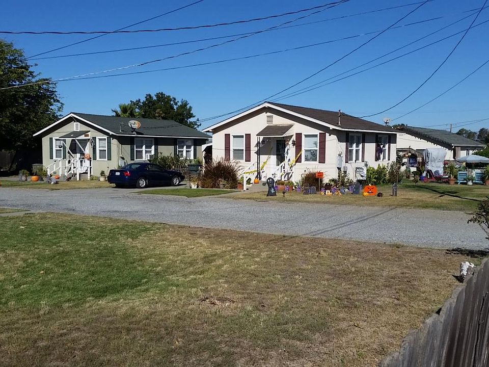 2nd image of 74 Barnes Ln